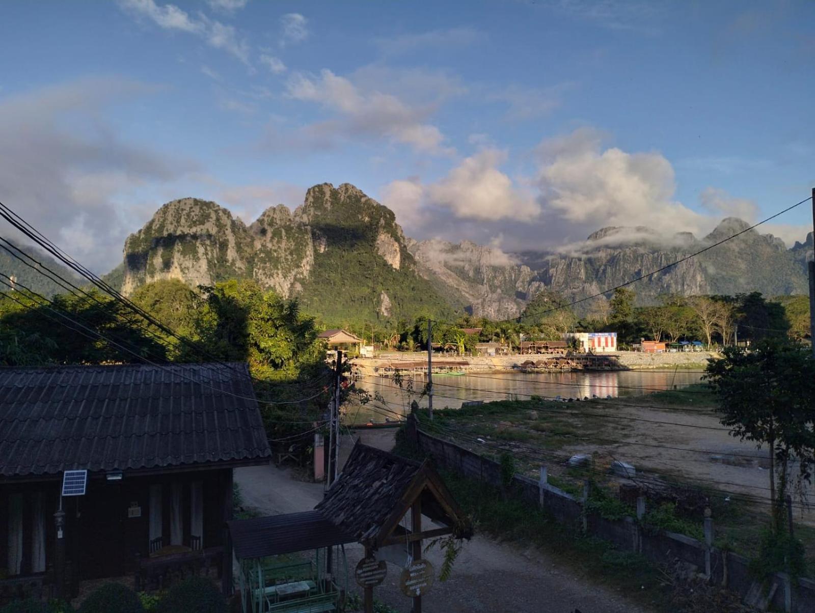 Bungalows Le Jardin Vangvieng Vang Vieng Εξωτερικό φωτογραφία