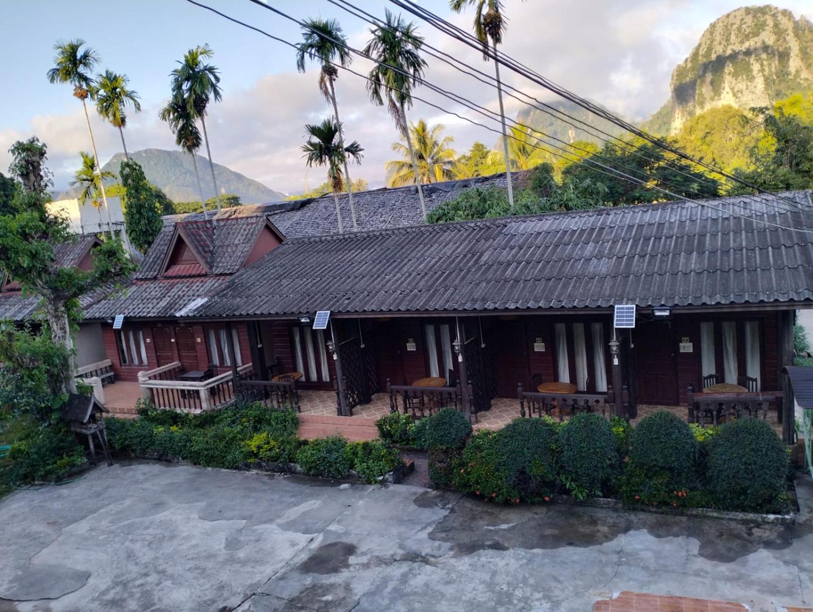 Bungalows Le Jardin Vangvieng Vang Vieng Εξωτερικό φωτογραφία